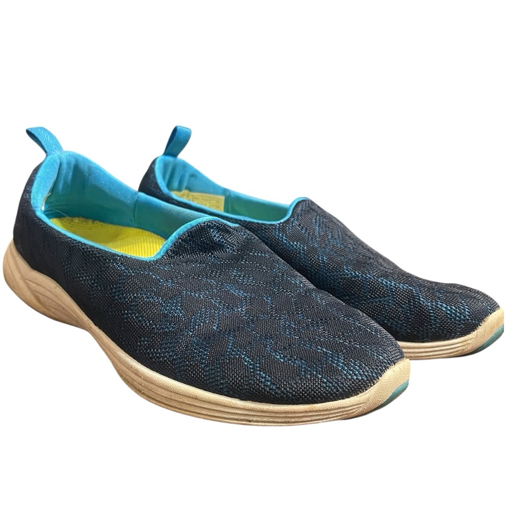 Vionic Hydra Blue Outdoor Activewear‎ Outdoor Slip-On Sneakers Women’s 8.5